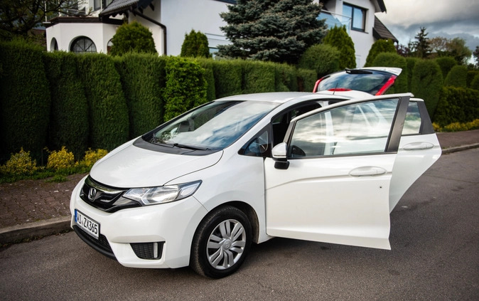 Honda Jazz cena 49900 przebieg: 75000, rok produkcji 2018 z Szczecin małe 781